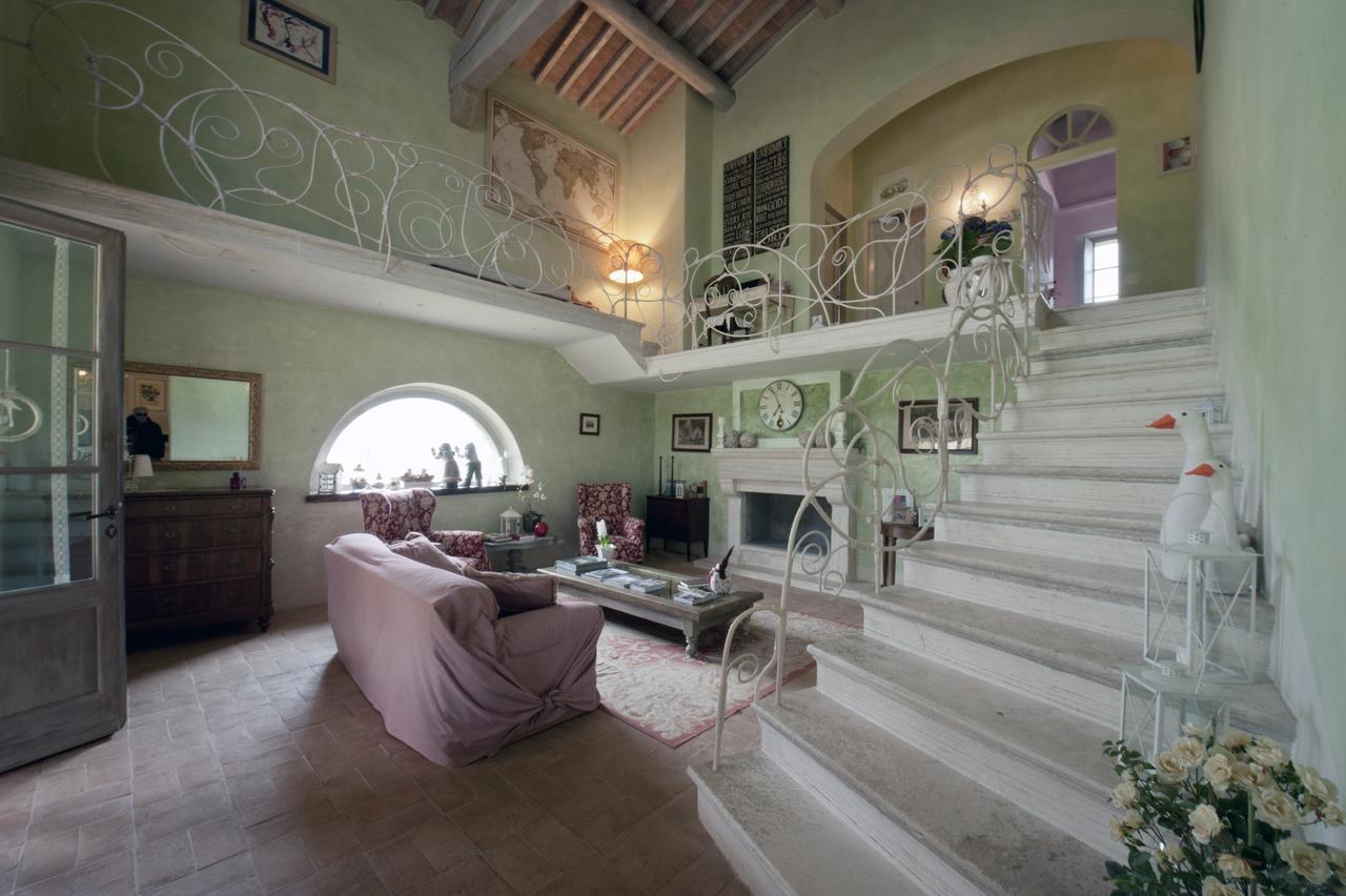 La Casa Di Arianna Bed and Breakfast Casole dʼElsa Exteriör bild